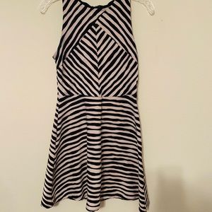 4/$20 Black and Tan mini dress